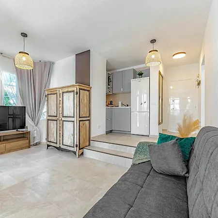 Appartement 2 Bedroom In Fanabe Costa Adeje (Tenerife)