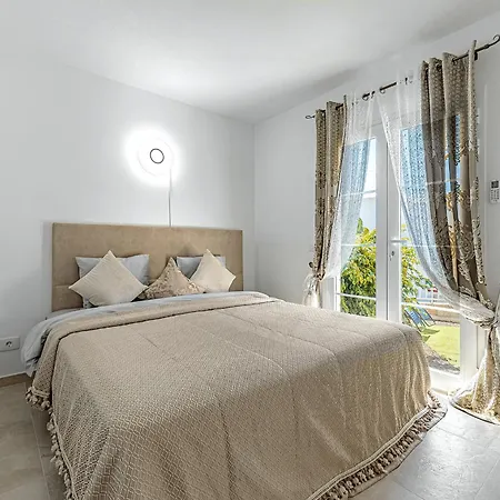 2 Bedroom In Fanabe *