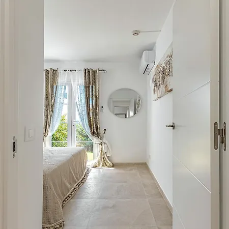 2 Bedroom In Fanabe *