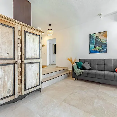 2 Bedroom In Fanabe Costa Adeje (Tenerife)