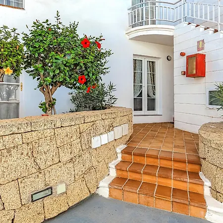 Appartement 2 Bedroom In Fanabe *